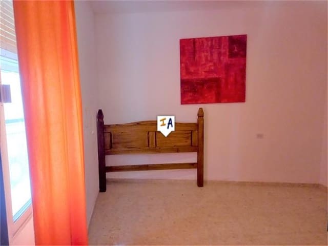 5 Zimmer Haus zu verkaufen in Priego de Córdoba - 73.000 € (Ref: 6682336)