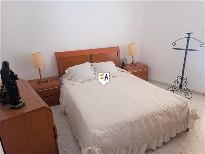 5 bedroom Townhouse for sale in Priego de Cordoba - € 73,000 (Ref: 6682336)