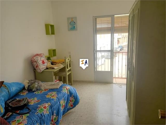 5 Zimmer Haus zu verkaufen in Priego de Córdoba - 73.000 € (Ref: 6682336)