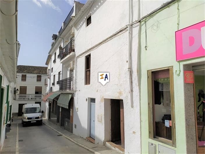 4 slaapkamer Huis te koop in Iznajar - € 185.000 (Ref: 6722494)