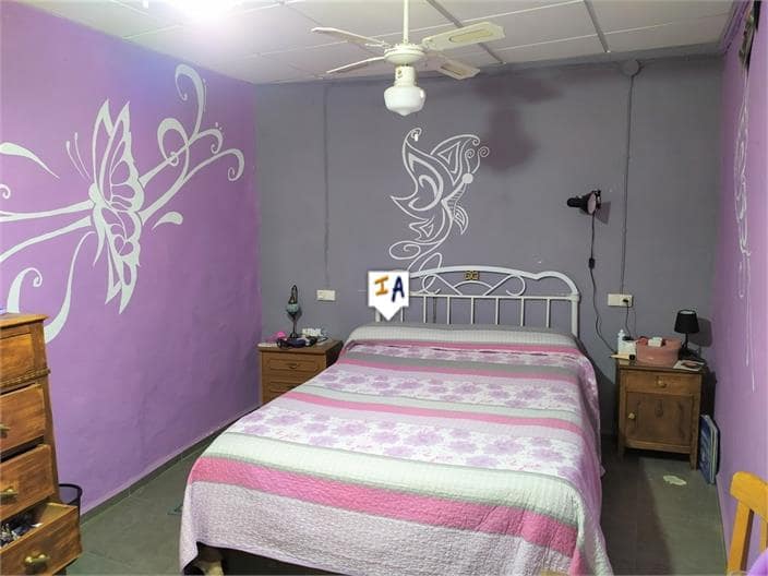 4 slaapkamer Huis te koop in Iznajar - € 185.000 (Ref: 6722494)