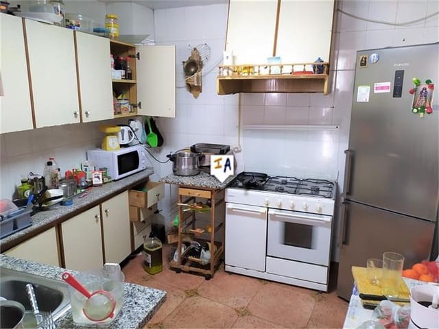 4 soverom Hus til salgs i Iznájar - € 185 000 (Ref: 6722494)