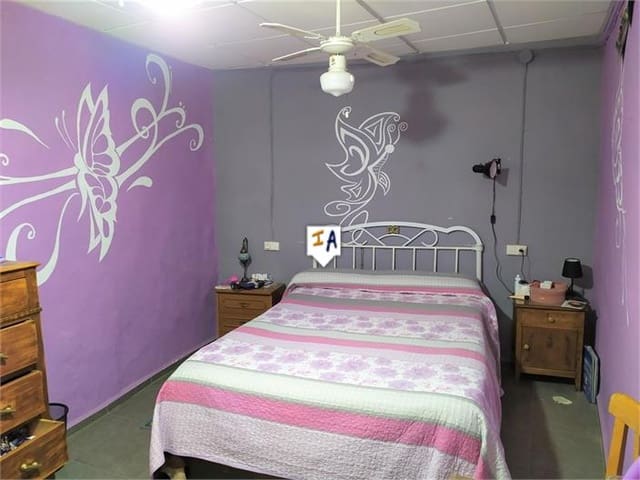 4 soverom Hus til salgs i Iznájar - € 185 000 (Ref: 6722494)