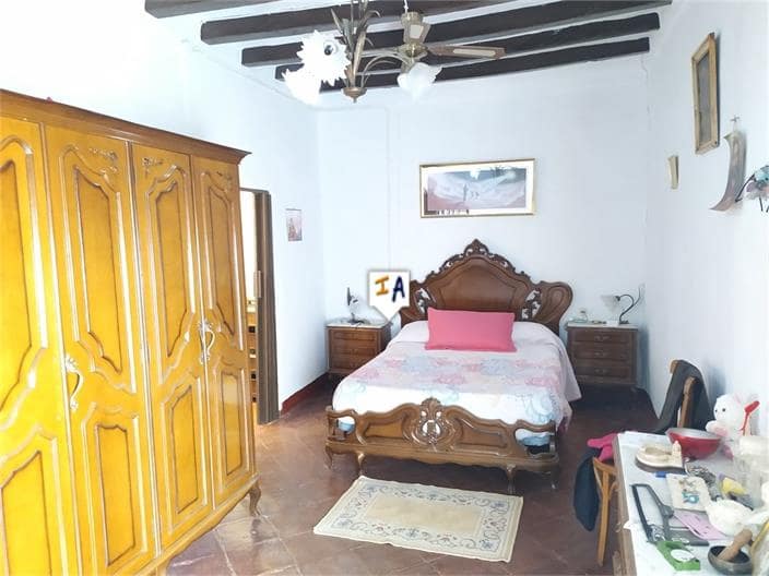 4 slaapkamer Huis te koop in Iznajar - € 185.000 (Ref: 6722494)