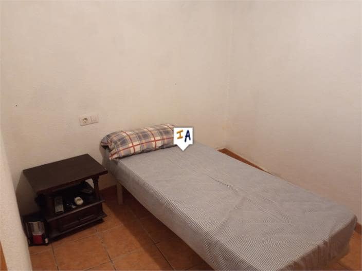 4 soveværelse Byhus til salg i Benalua de las Villas med garage - € 65.000 (Ref: 6826141)