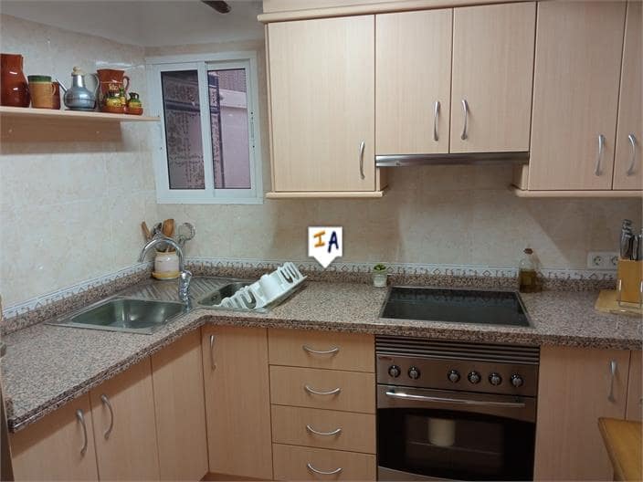 4 soveværelse Byhus til salg i Benalua de las Villas med garage - € 65.000 (Ref: 6826141)