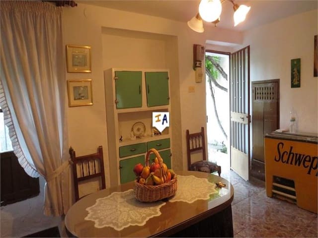 3 soveværelse Finca/Landehus til salg i Fuensanta de Martos med swimmingpool garage - € 90.000 (Ref: 6884683)