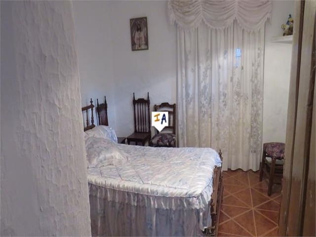 3 soveværelse Finca/Landehus til salg i Fuensanta de Martos med swimmingpool garage - € 90.000 (Ref: 6884683)