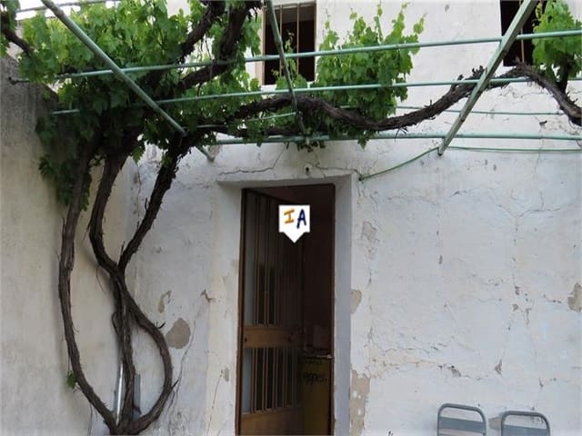 3 soveværelse Finca/Landehus til salg i Fuensanta de Martos med swimmingpool garage - € 90.000 (Ref: 6884683)