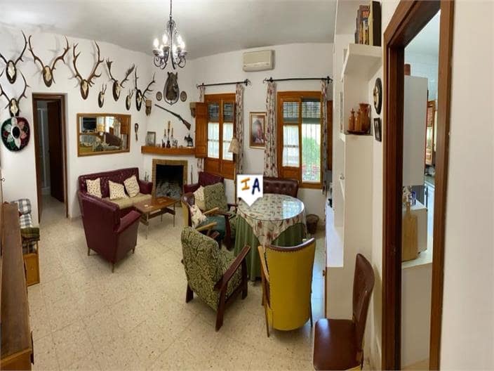 5 soveværelse Villa til salg i Baena med swimmingpool garage - € 240.000 (Ref: 6900775)