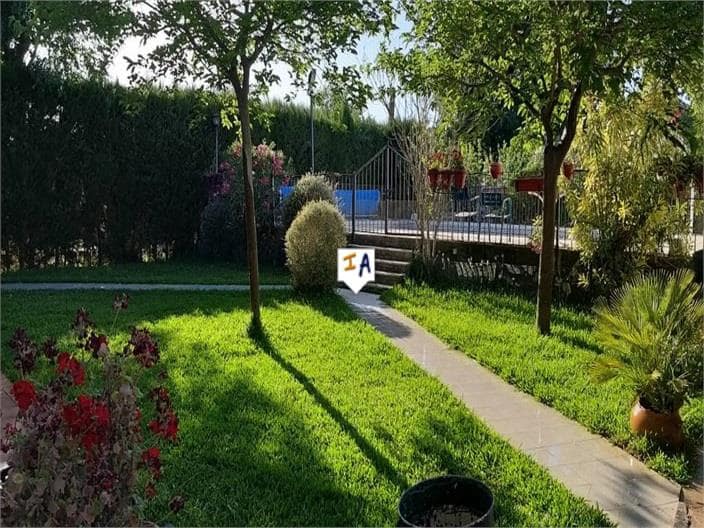 5 soveværelse Villa til salg i Baena med swimmingpool garage - € 240.000 (Ref: 6900775)