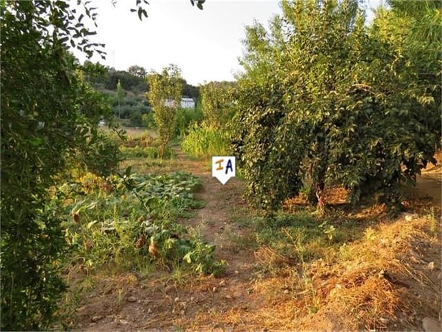 3 slaapkamer Finca/Landhuis te koop in Fuensanta de Martos met garage - € 65.000 (Ref: 6933433)