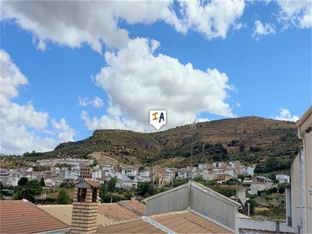 3 soverom Hus til salgs i Castillo de Locubín med garasje - € 103 000 (Ref: 7081734)