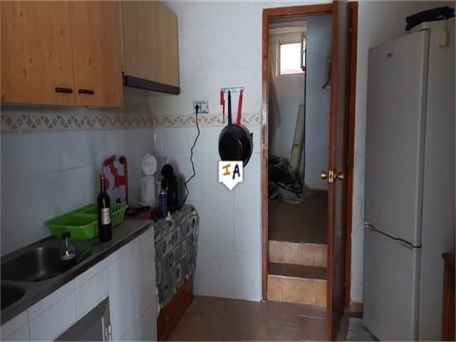 4 sypialnia Dom na sprzedaż w Castillo de Locubín - 43 000 € (Ref: 7101447)