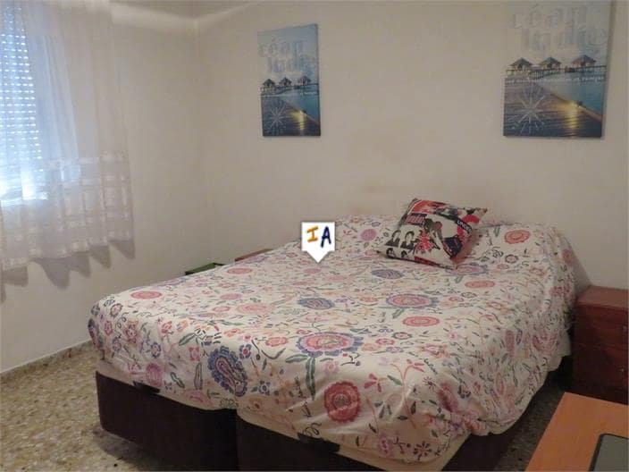 3 soveværelse Byhus til salg i Bobadilla de Alcaudete med swimmingpool - € 100.000 (Ref: 7127884)