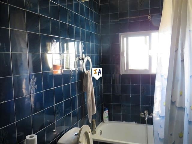 3 slaapkamer Huis te koop in Bobadilla de Alcaudete, Alcaudete met zwembad - € 100.000 (Ref: 7127884)