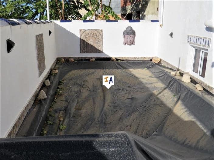 3 soveværelse Byhus til salg i Bobadilla de Alcaudete med swimmingpool - € 100.000 (Ref: 7127884)