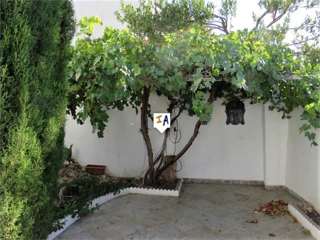 3 slaapkamer Huis te koop in Bobadilla de Alcaudete, Alcaudete met zwembad - € 100.000 (Ref: 7127884)