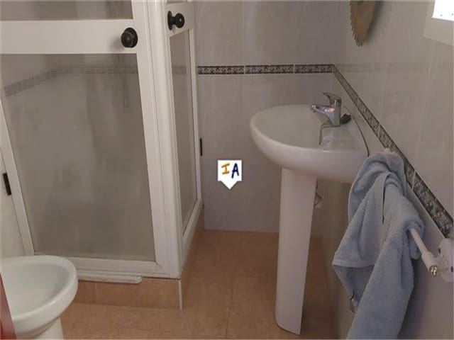 5 soveværelse Byhus til salg i Fuente-Tójar - € 59.000 (Ref: 7149343)