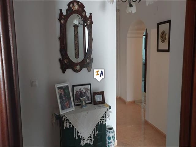 5 soveværelse Byhus til salg i Fuente-Tójar - € 59.000 (Ref: 7149343)