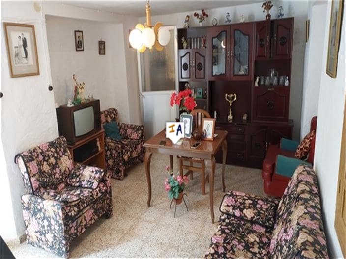 5 soveværelse Byhus til salg i Almedinilla - € 69.000 (Ref: 7177602)