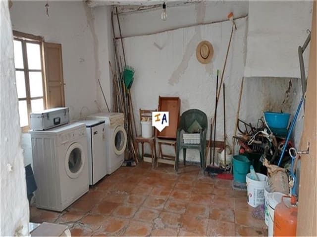 5 soveværelse Byhus til salg i Almedinilla - € 69.000 (Ref: 7177602)