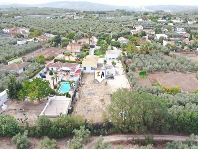 2 soverom Villa til salgs i Cabra med svømmebasseng garasje - € 399 000 (Ref: 7186439)