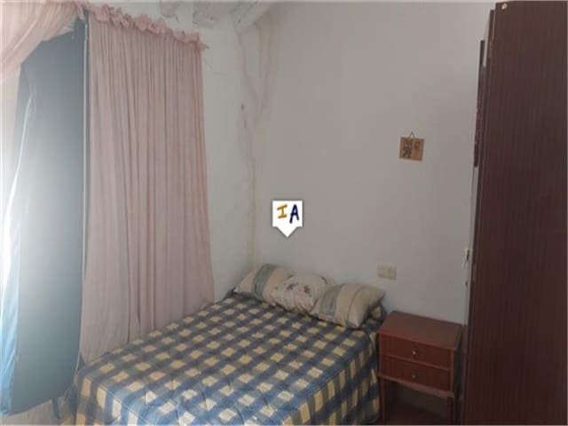 4 soverom Hus til salgs i Carcabuey - € 49 000 (Ref: 7240951)