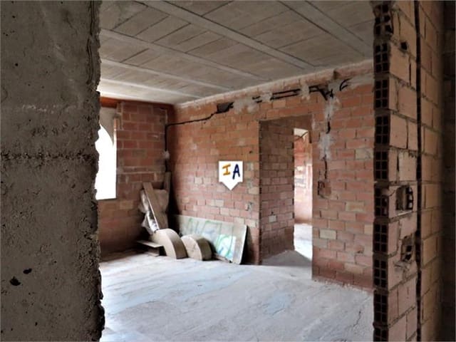 4 soverom Hus til salgs i Fuensanta de Martos med garasje - € 180 000 (Ref: 7296297)