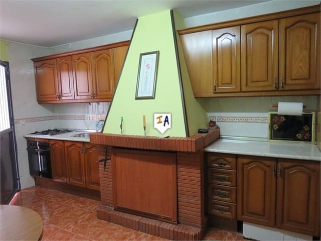 3 bedroom Townhouse for sale in Villatorres - € 45,000 (Ref: 7316166)