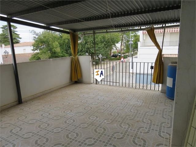 3 bedroom Townhouse for sale in Villatorres - € 45,000 (Ref: 7316166)