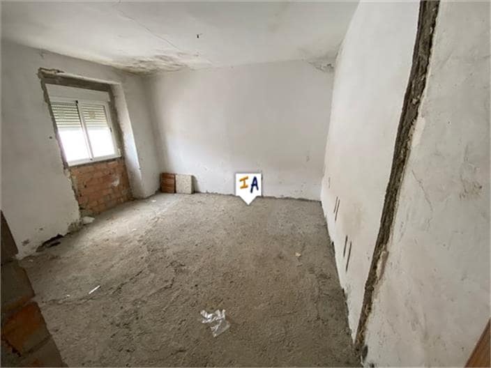 3 soveværelse Byhus til salg i Montefrio med garage - € 35.000 (Ref: 7335734)