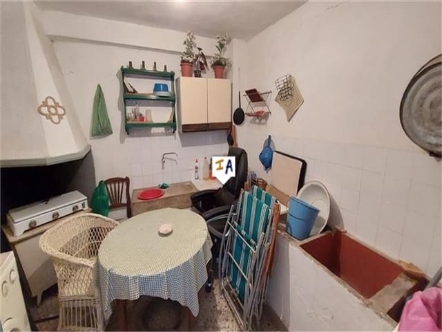 5 makuuhuone Omakotitalo myytävänä paikassa Valdepeñas de Jaén mukana 
autotalli - 59 000 € (Ref: 7339987)