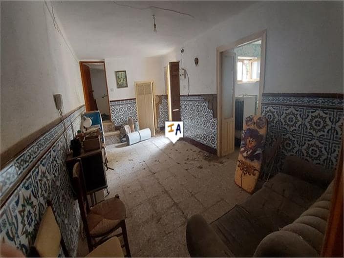4 slaapkamer Huis te koop in Priego de Cordoba - € 37.000 (Ref: 7364641)
