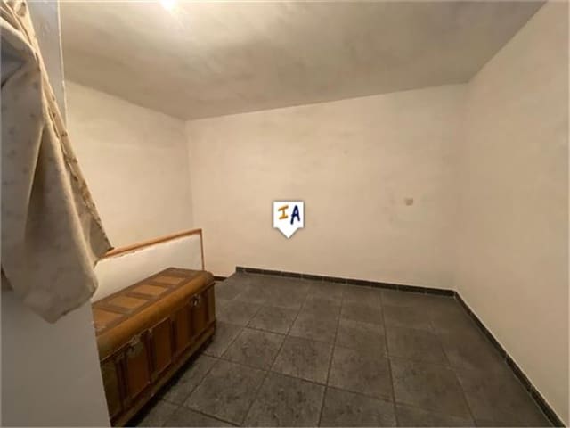 2 soveværelse Byhus til salg i Montefrío med garage - € 31.000 (Ref: 7369677)