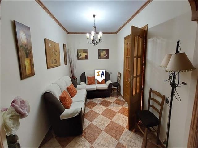 4 sovrum Hus till salu i Valdepeñas de Jaén med garage - 117 000 € (Ref: 7424758)