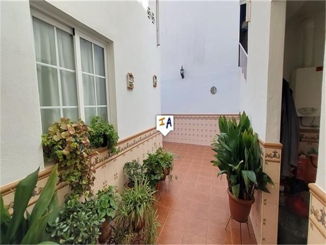 4 sovrum Hus till salu i Valdepeñas de Jaén med garage - 117 000 € (Ref: 7424758)