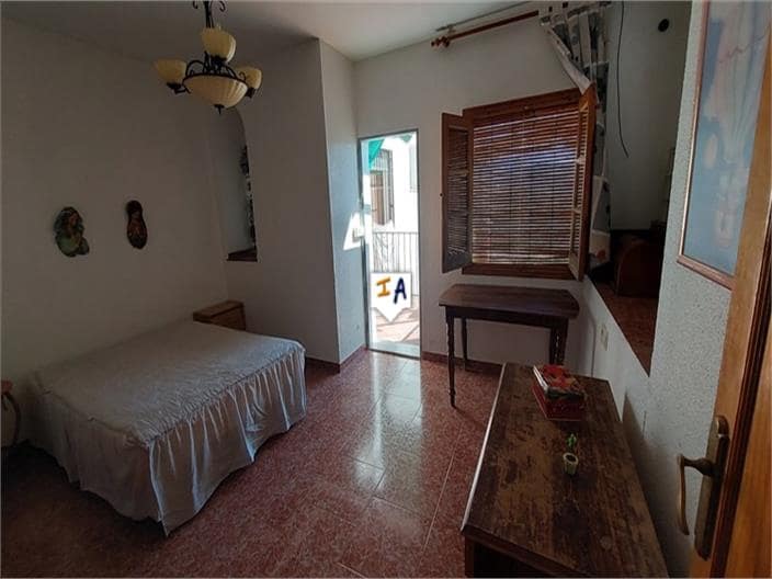 4 slaapkamer Huis te koop in Priego de Cordoba - € 78.000 (Ref: 7431373)
