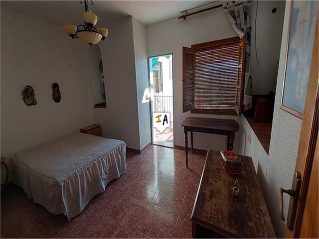 4 slaapkamer Huis te koop in Priego de Córdoba - € 78.000 (Ref: 7431373)