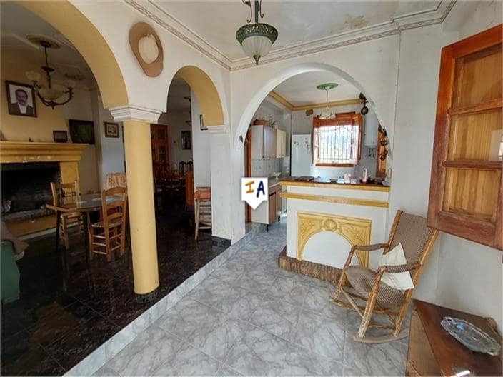 4 slaapkamer Huis te koop in Priego de Cordoba - € 78.000 (Ref: 7431373)