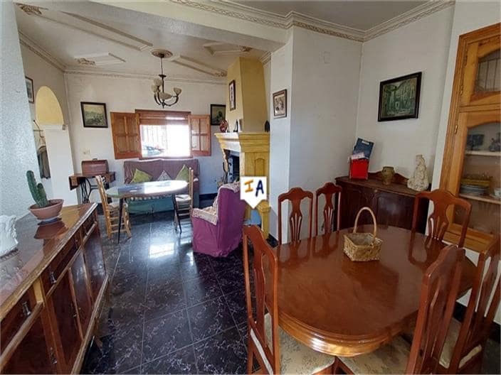 4 slaapkamer Huis te koop in Priego de Cordoba - € 78.000 (Ref: 7431373)