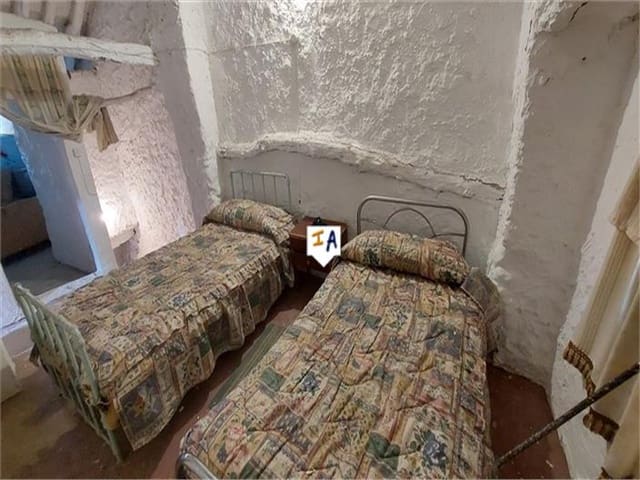 3 soverom Hus til salgs i Carcabuey - € 39 000 (Ref: 7444557)