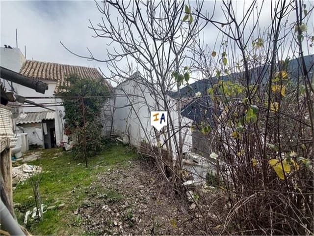 3 soverom Hus til salgs i Carcabuey - € 39 000 (Ref: 7444557)