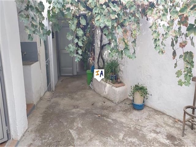 4 soverom Hus til salgs i Carcabuey - € 53 000 (Ref: 7450413)