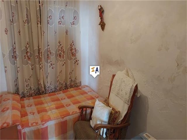 4 soverom Hus til salgs i Carcabuey - € 53 000 (Ref: 7450413)