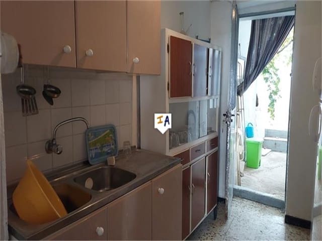 4 soverom Hus til salgs i Carcabuey - € 53 000 (Ref: 7450413)