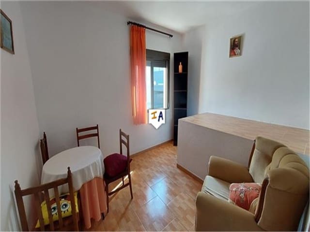 4 bedroom Commercial for sale in Alcalá la Real with garage - € 180,000 (Ref: 7466973)