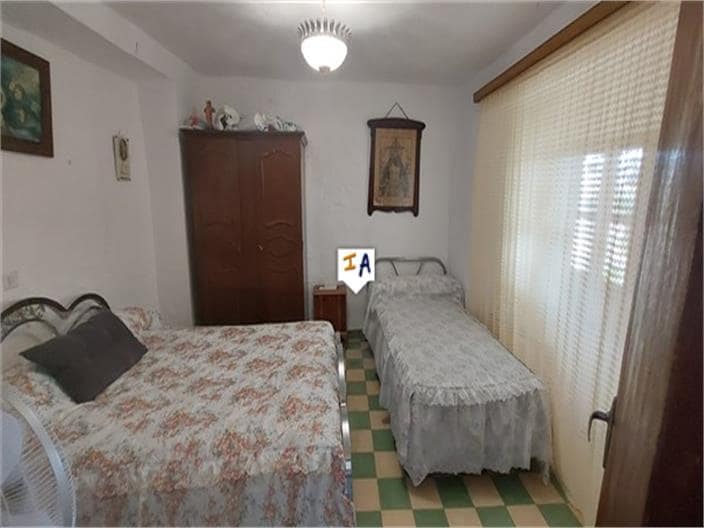 3 soveværelse Finca/Landehus til salg i Priego de Cordoba med swimmingpool garage - € 119.000 (Ref: 7503965)