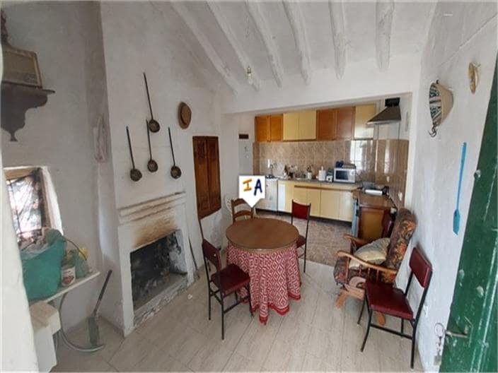 3 soveværelse Finca/Landehus til salg i Priego de Cordoba med swimmingpool garage - € 119.000 (Ref: 7503965)