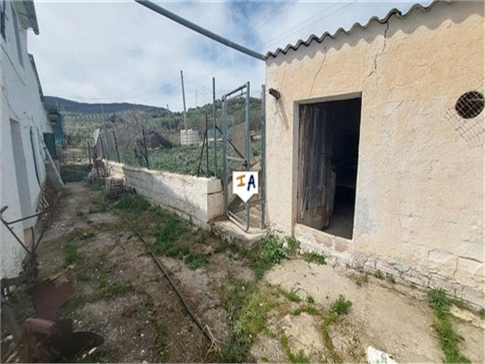 3 soveværelse Finca/Landehus til salg i Priego de Cordoba med swimmingpool garage - € 119.000 (Ref: 7503965)